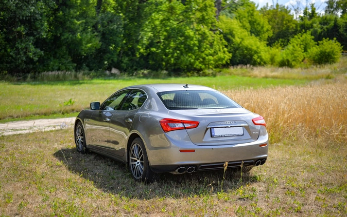 Maserati Ghibli cena 105000 przebieg: 120000, rok produkcji 2014 z Kościan małe 121